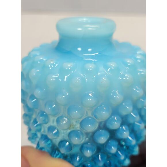 Vintage Fenton Perfume Bottle & Stopper Opalescent Blue Hobnail - Picture 3 of 6